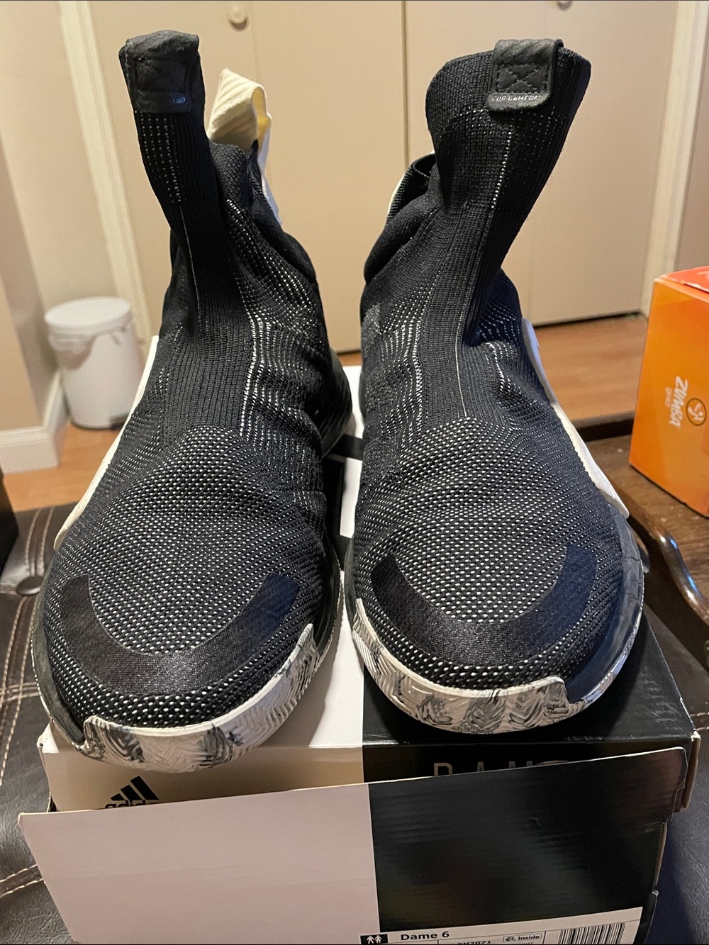 Men's Black Knit Slip-On Athletic Shoes